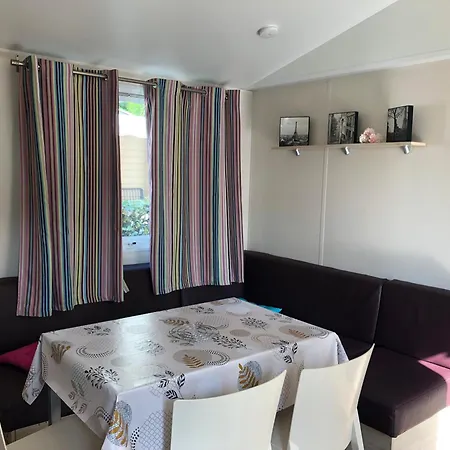 Mobilhome 3 4 Etoiles *